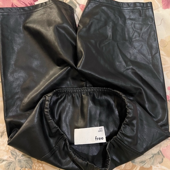 Wilfred Free leather short - Picture 4 of 4